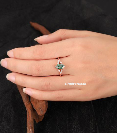 Moss Agate Magic – 925 Sterling Silver Artisan Ring