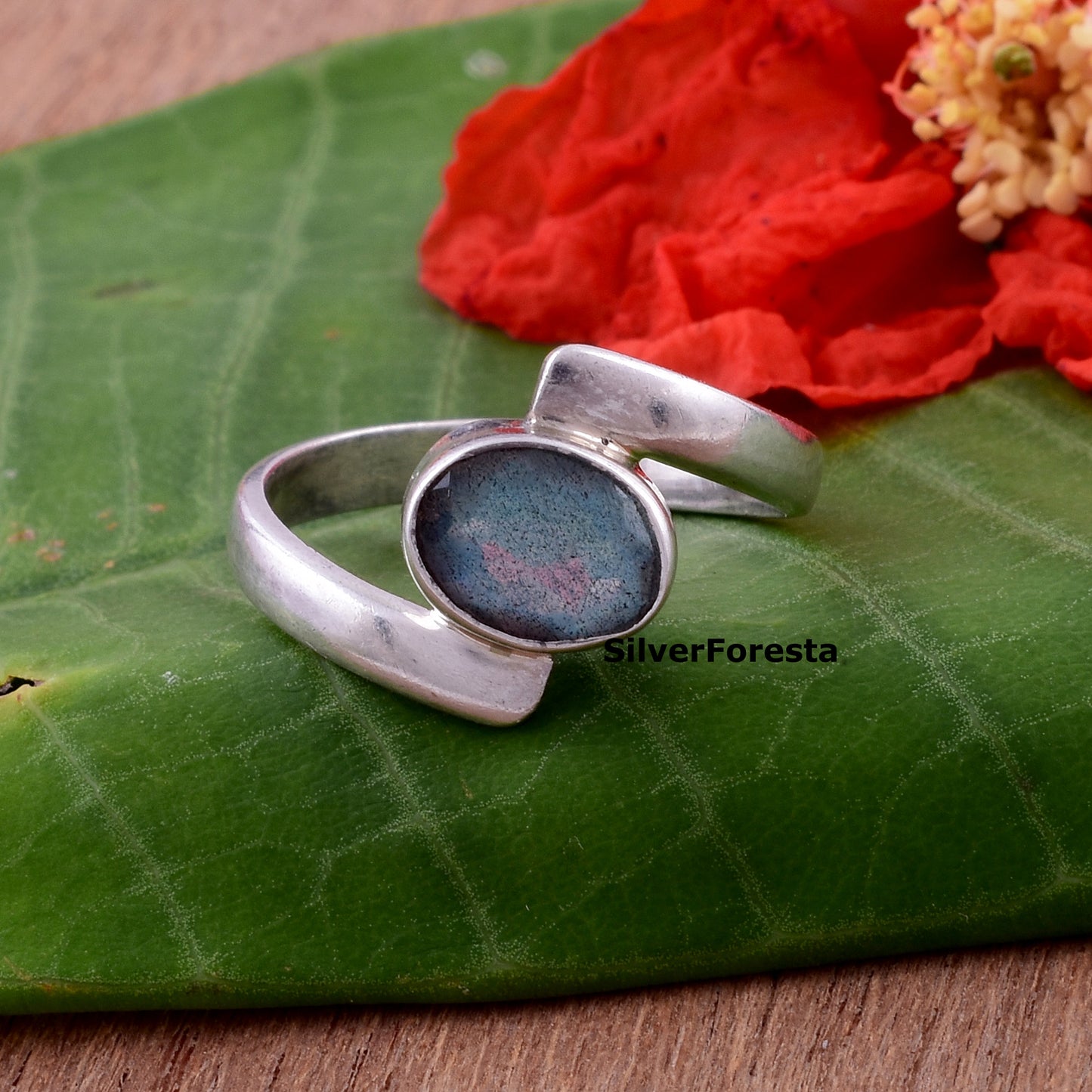 Boho Labradorite Ring in Solid 925 Sterling Silver - SILVERFORESTAA