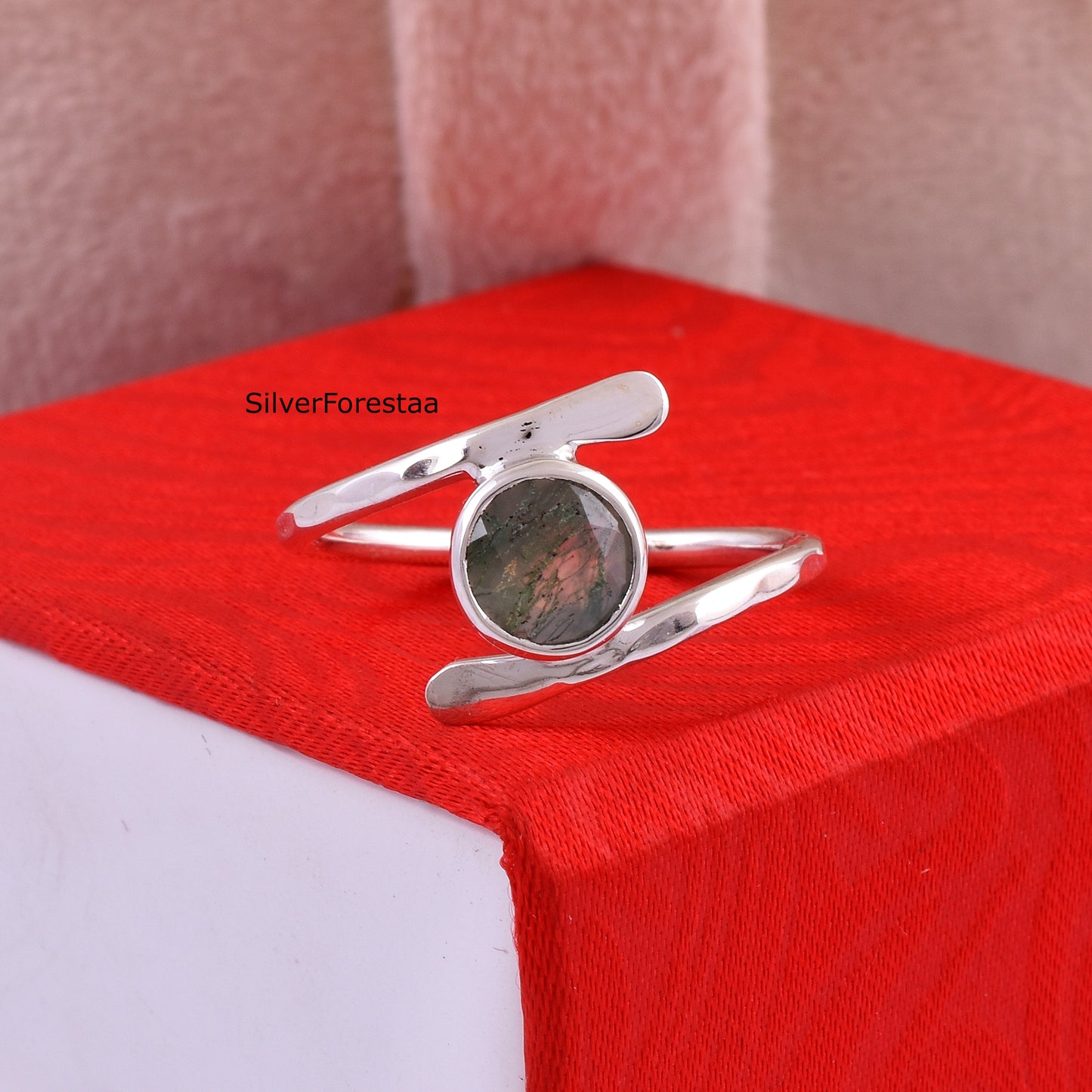 Vintage Style Moss Agate Ring in 925 Sterling Silver