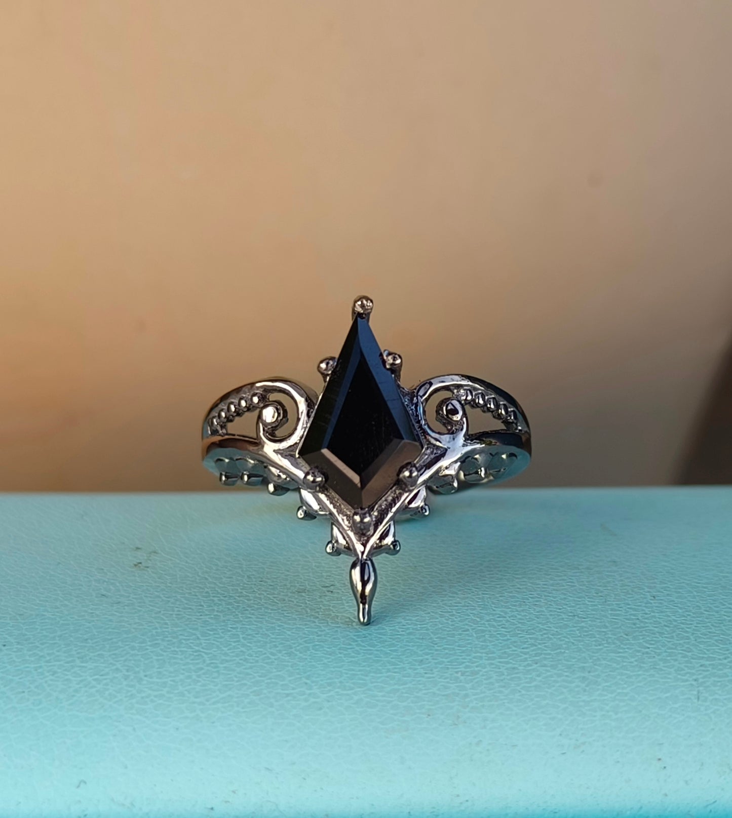 Minimal Black Onyx Engagement Ring – Silver