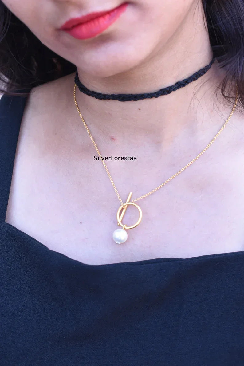 Gold Toggle Necklace - SILVERFORESTAA