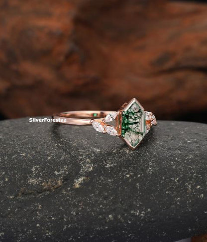 Moss Agate Magic – 925 Sterling Silver Artisan Ring