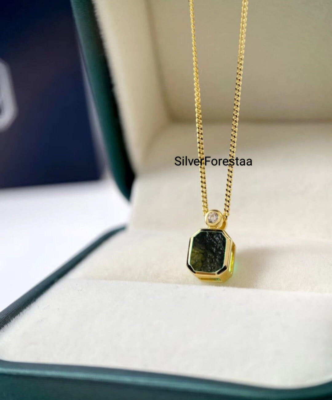 Moldavite Silver necklace – Mystical Charm in Sterling Silver