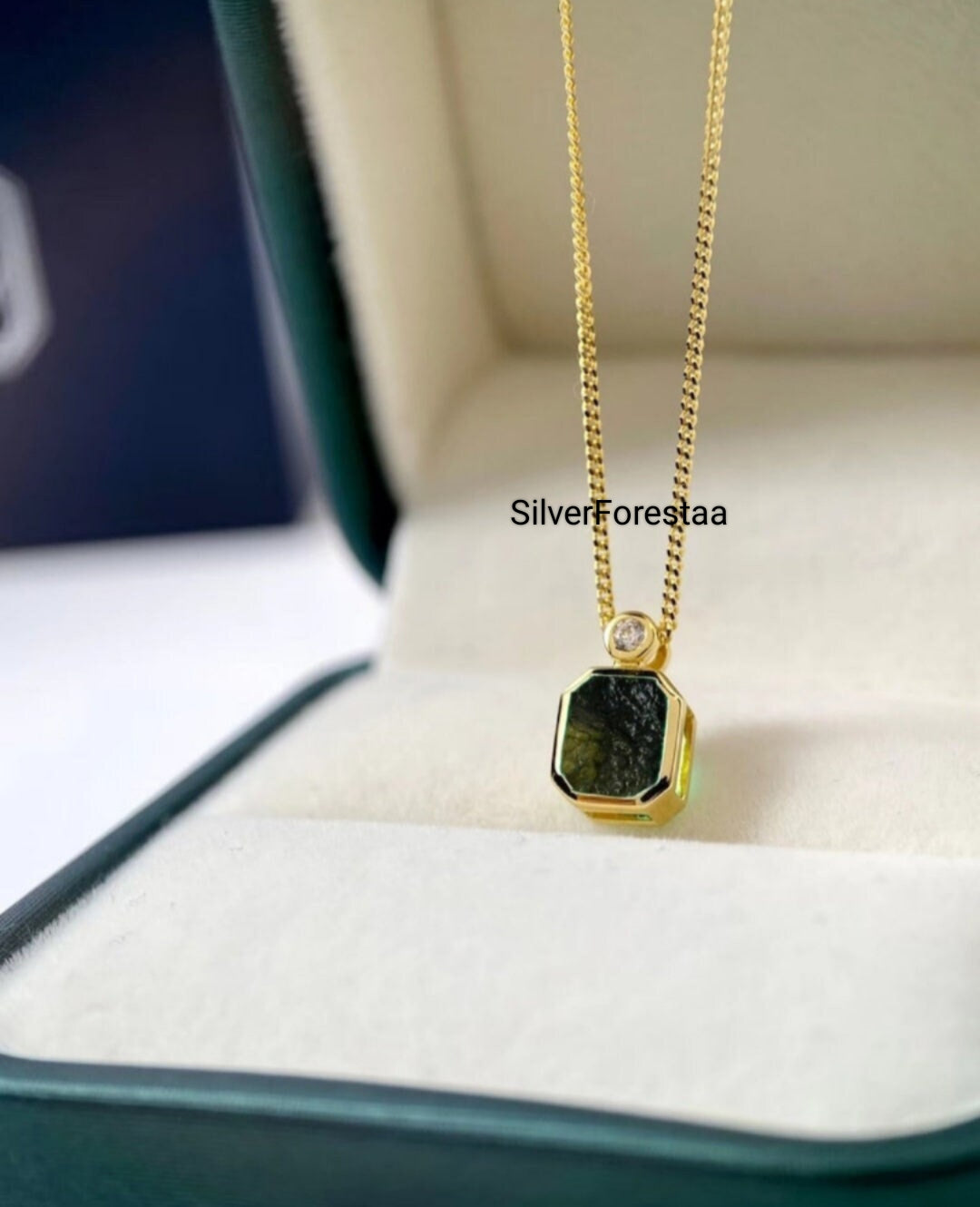 Moldavite Silver necklace – Mystical Charm in Sterling Silver