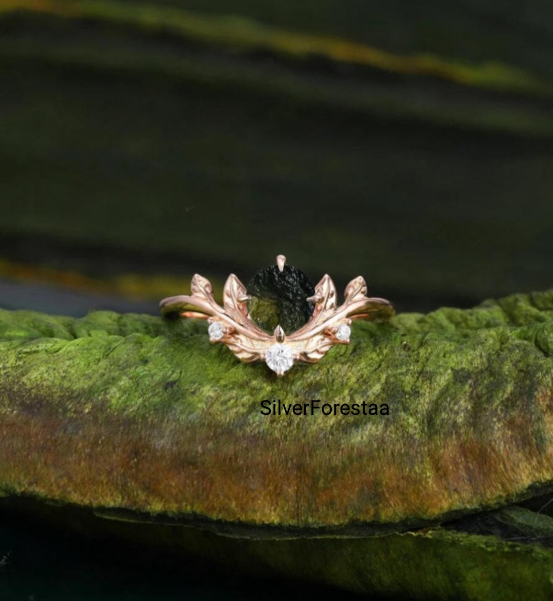 Unique Moldavite Ring in Silver – Nature's Rare Treasure