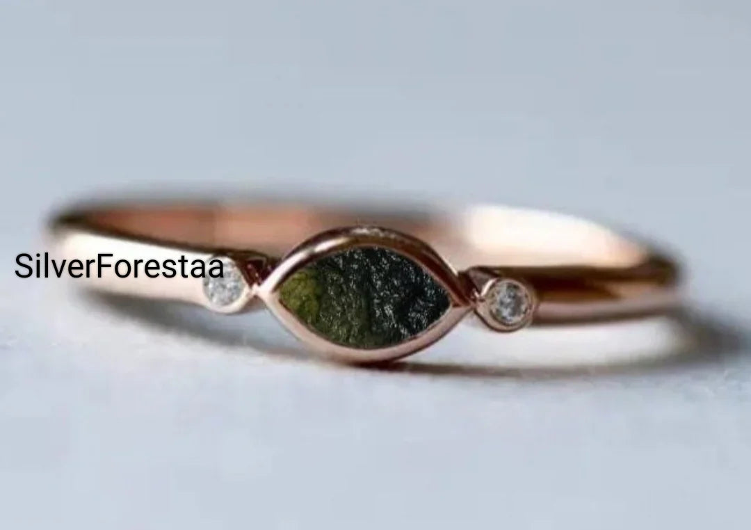 Moldavite Silver Ring for Her - SILVERFORESTAA