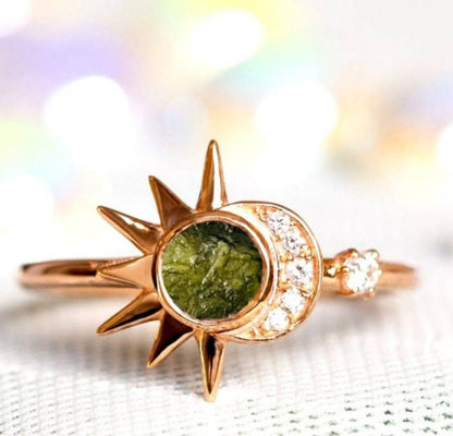 Elegant Moldavite Silver Ring – Unique Gemstone Jewelry