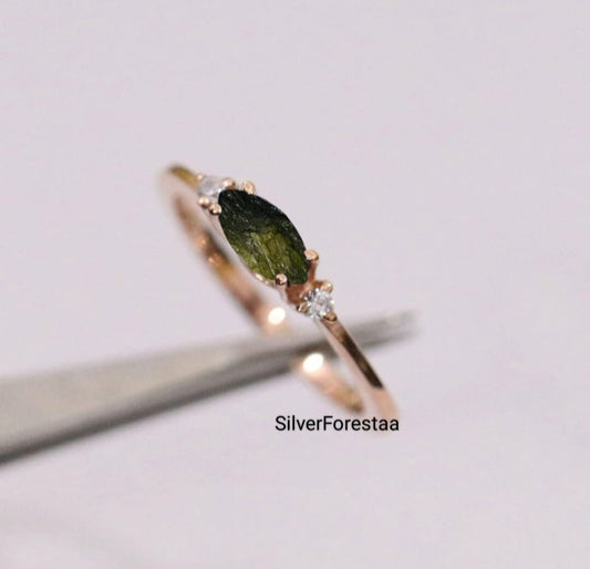 Unique Moldavite Ring in Silver – Nature's Rare Treasure