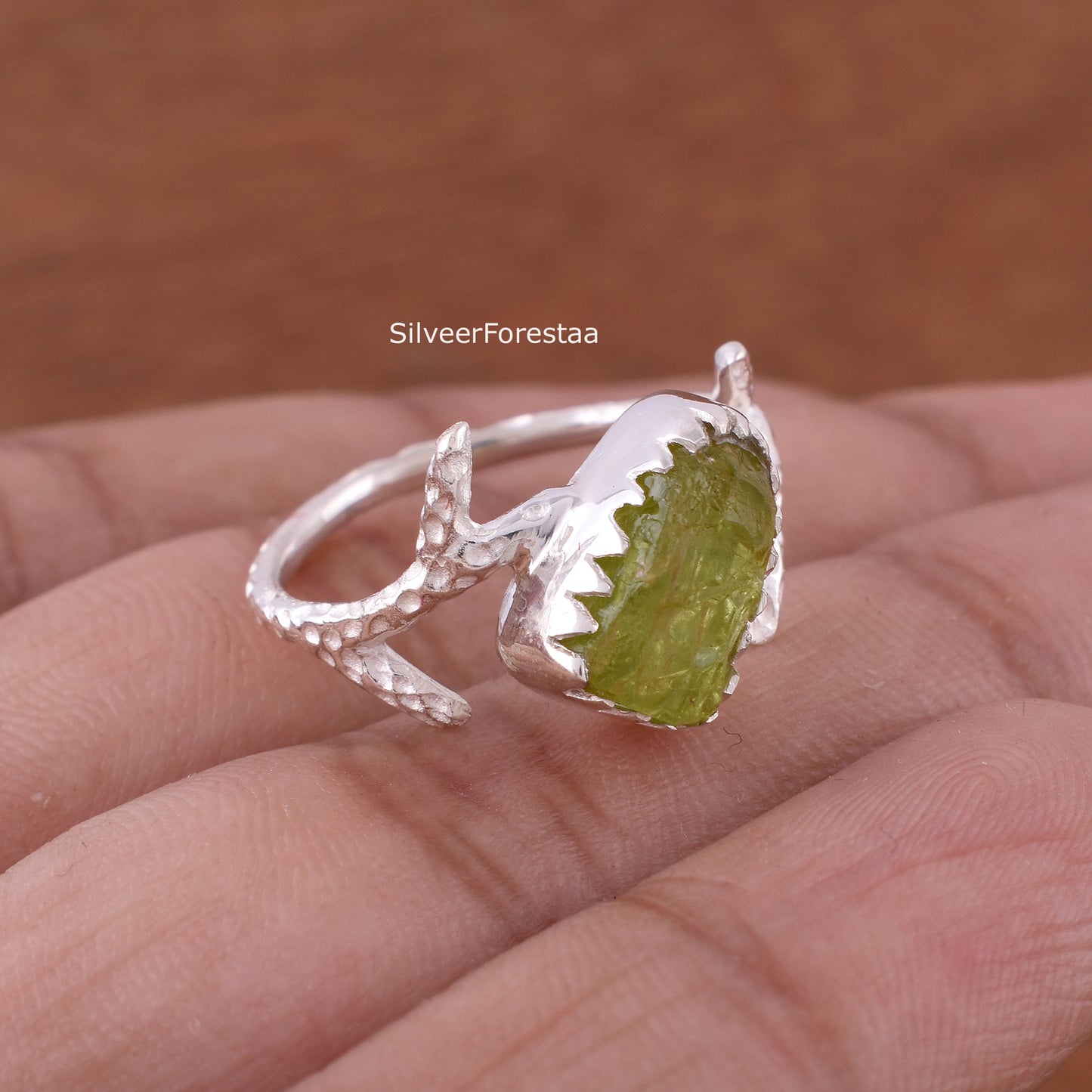 Raw Peridot Branch Ring in 925 Sterling Silver - SilverForestaa
