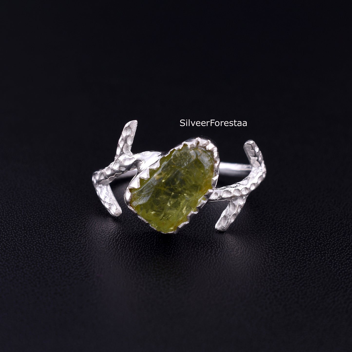 Raw Peridot Branch Ring in 925 Sterling Silver - SilverForestaa