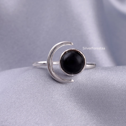 Crescent Moon Black Onyx Ring in 925 Sterling Silver