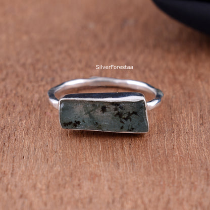 Raw Emerald Chips Ring – Sterling Silver Jewelry