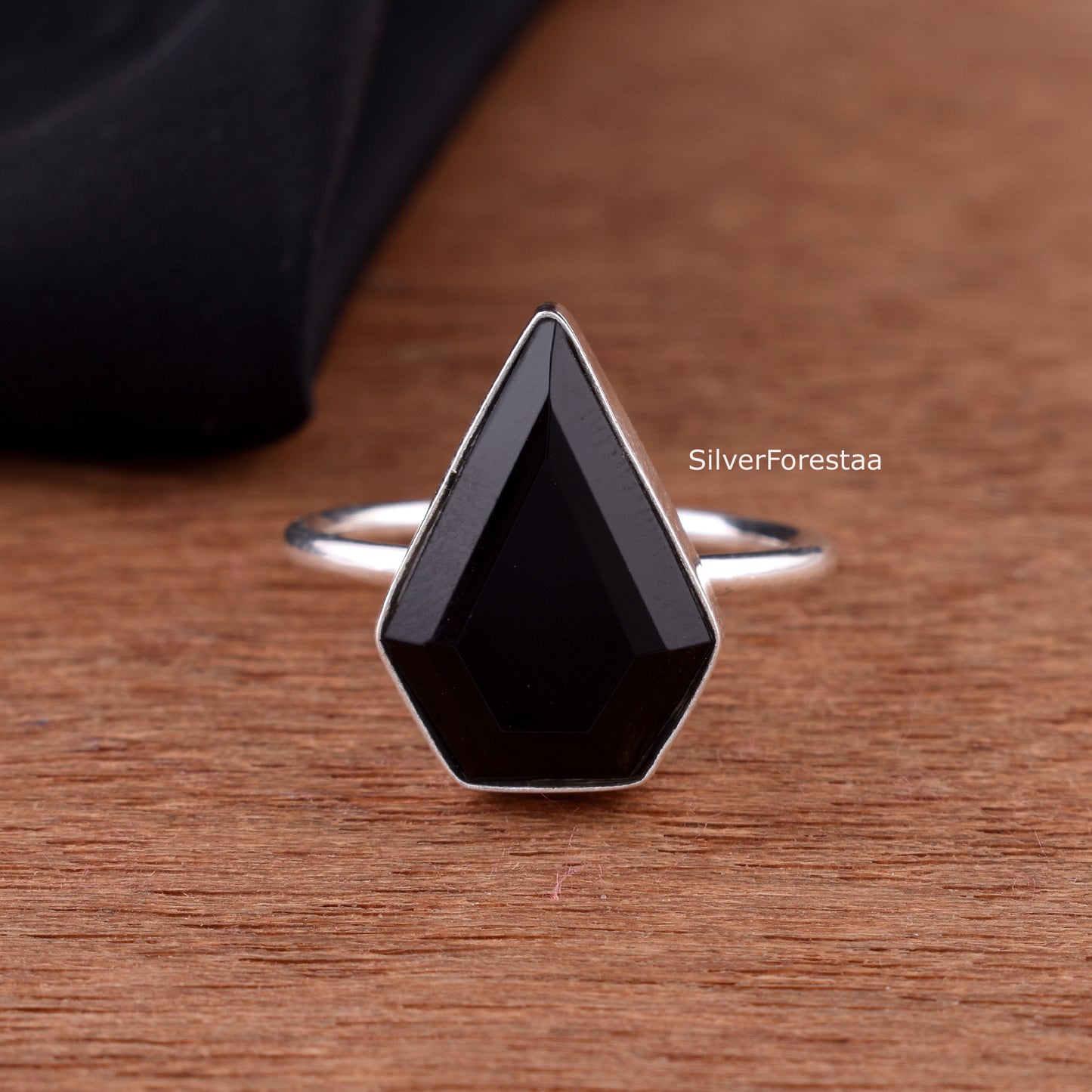 Sterling Silver Black Onyx Ring – Vintage Design