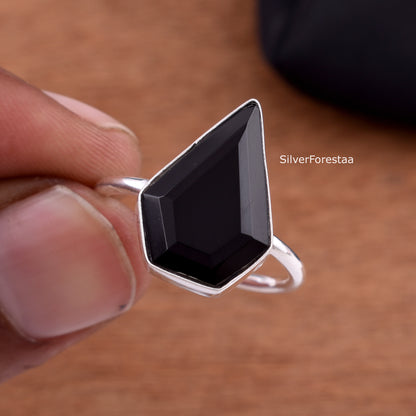 Sterling Silver Black Onyx Ring – Vintage Design