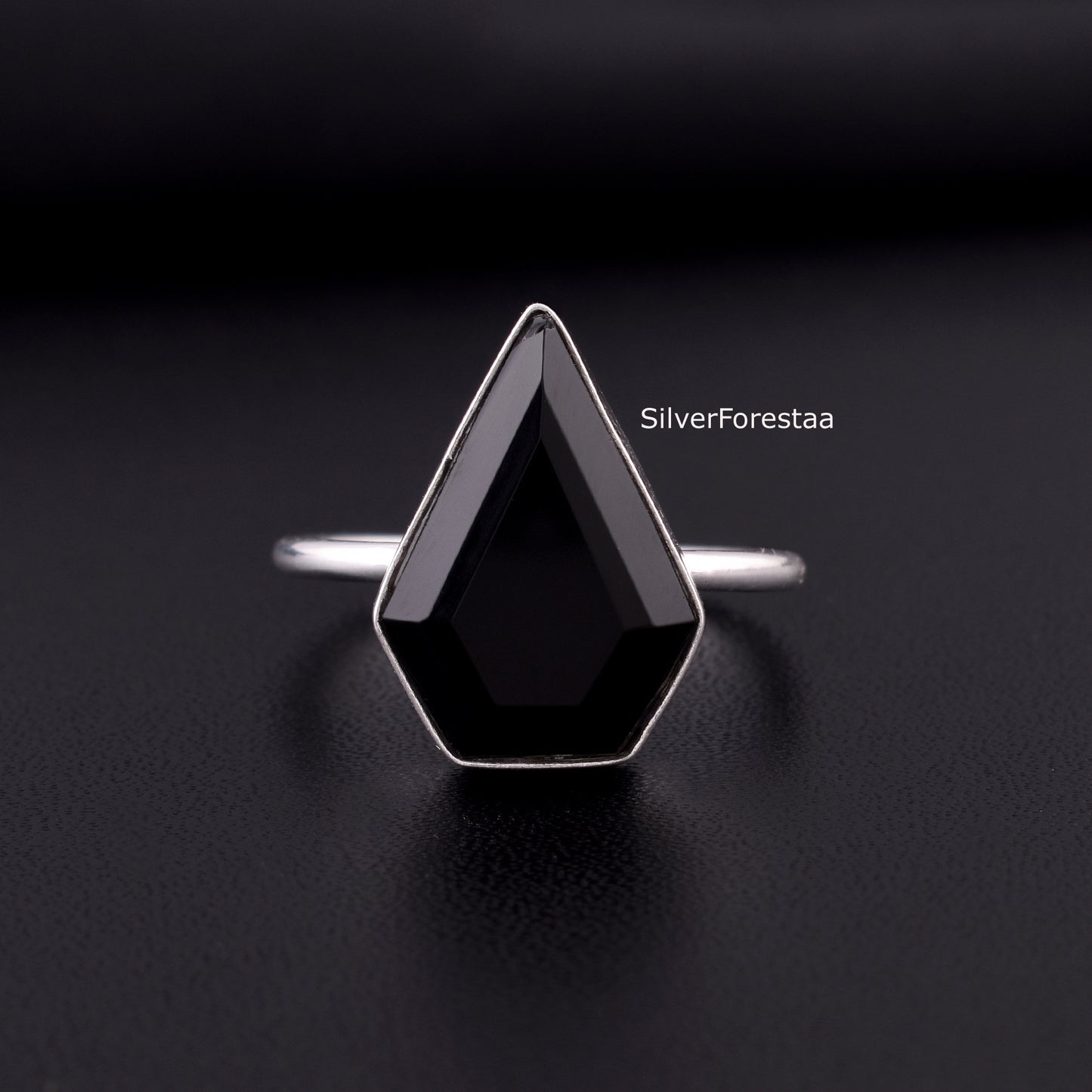 Sterling Silver Black Onyx Ring – Vintage Design