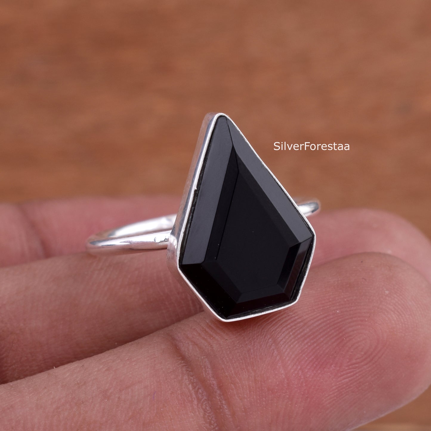 Sterling Silver Black Onyx Ring – Vintage Design