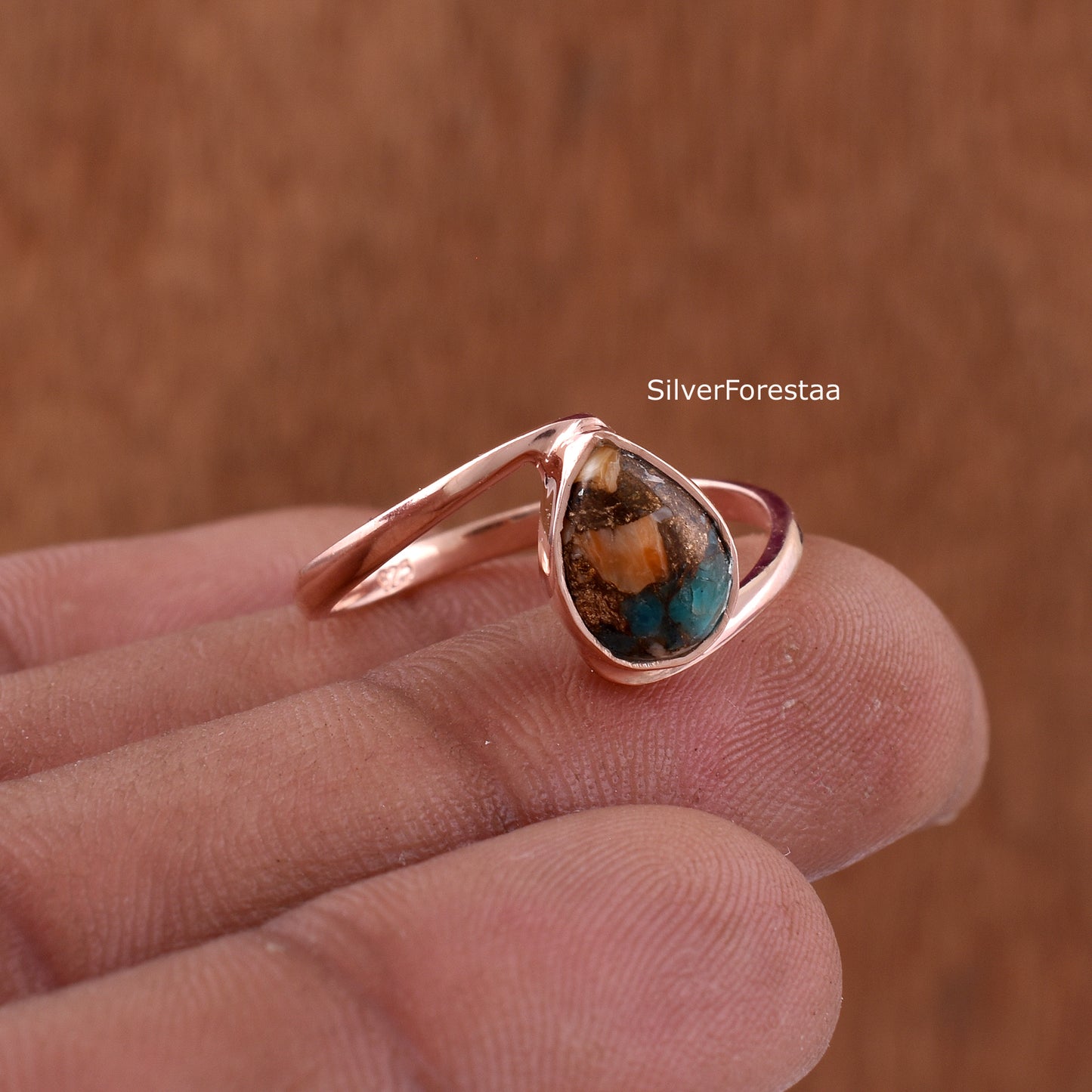 Elegant Handmade Oyster Turquoise Ring for Her