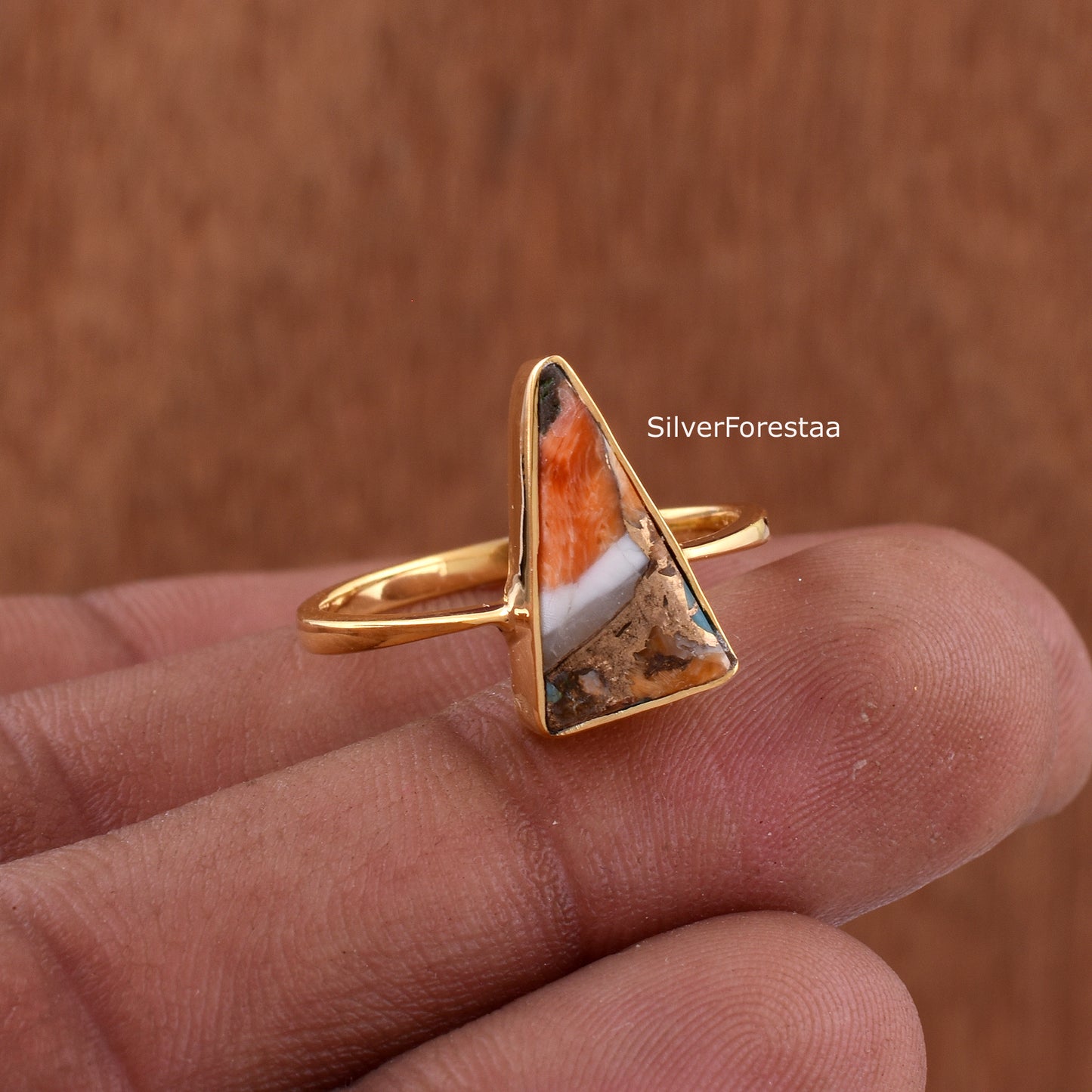 Vintage Style Oyster Turquoise Silver Ring