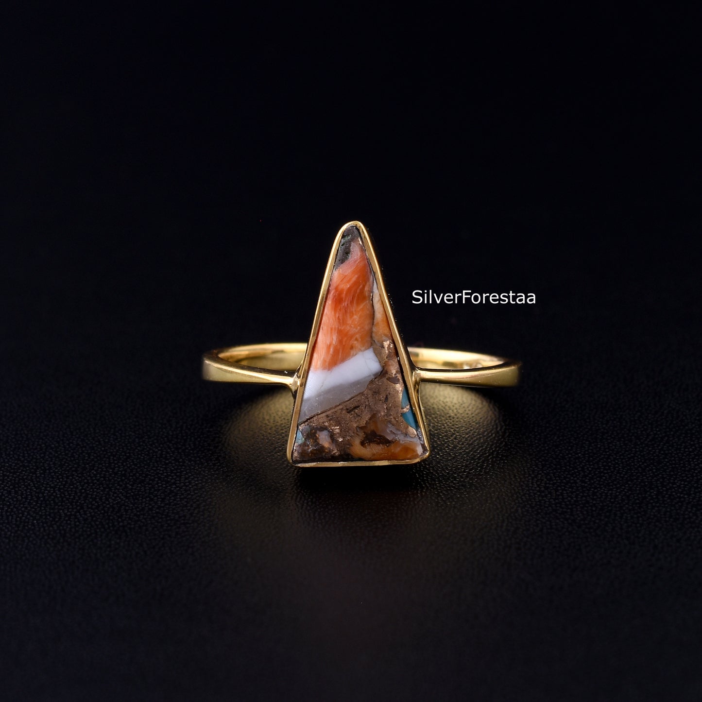 Vintage Style Oyster Turquoise Silver Ring