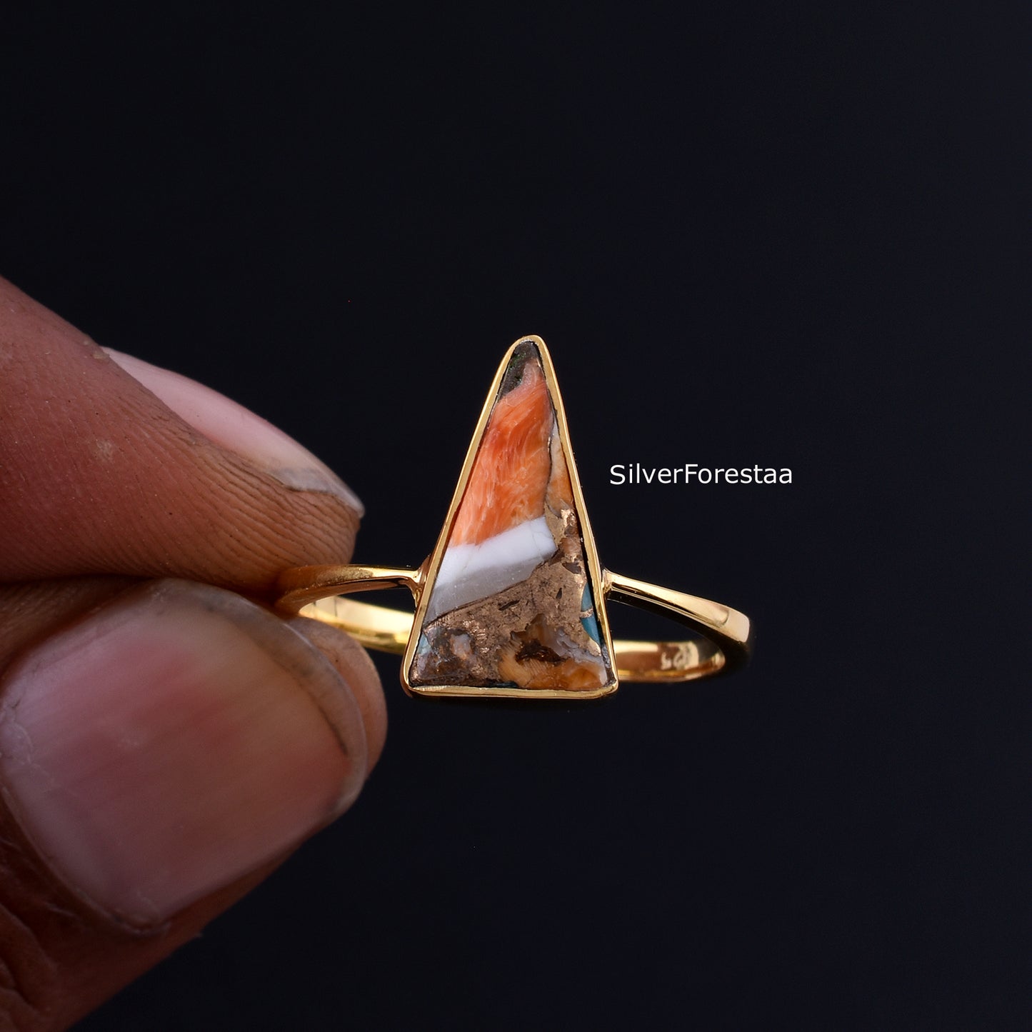 Vintage Style Oyster Turquoise Silver Ring