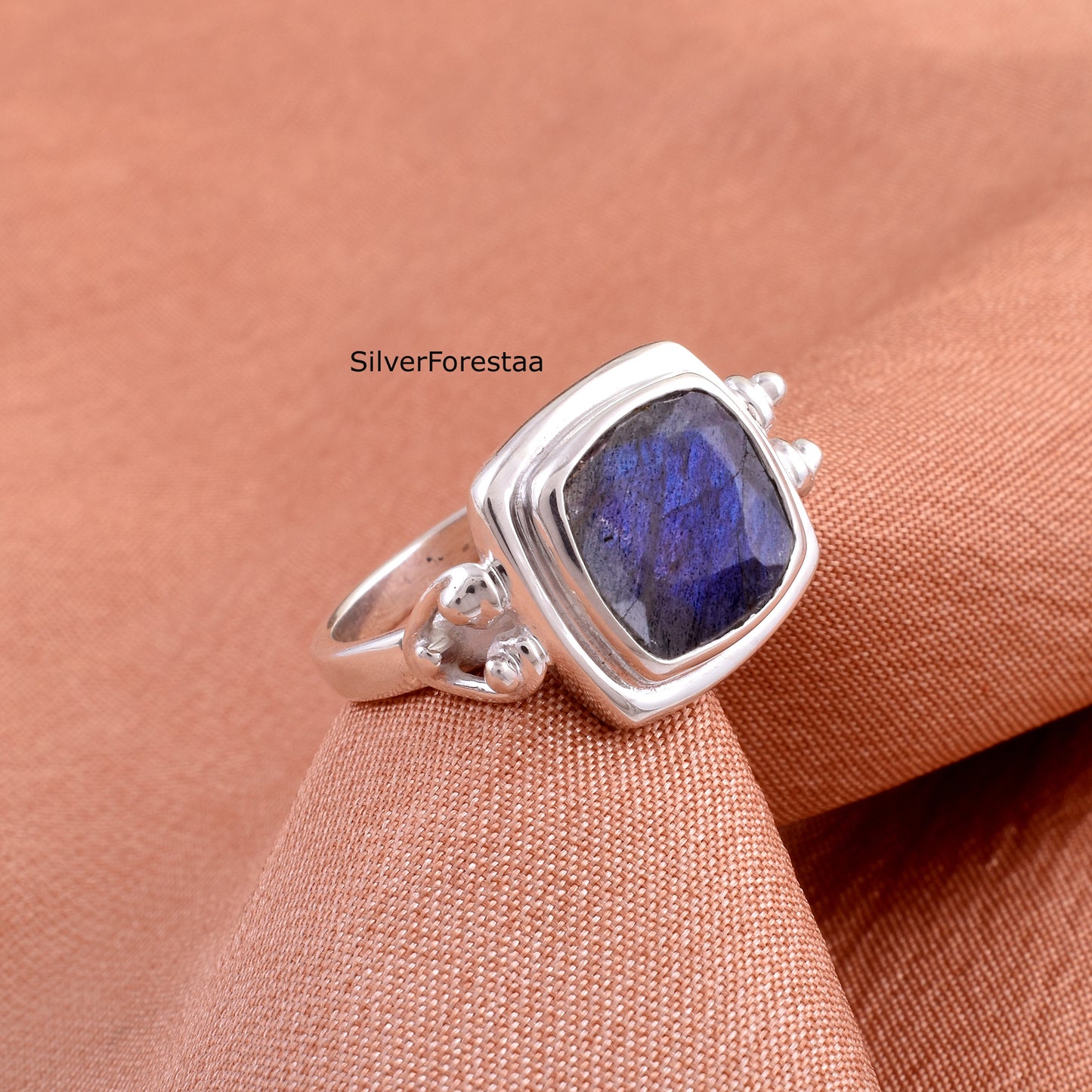 silver gemstone ring