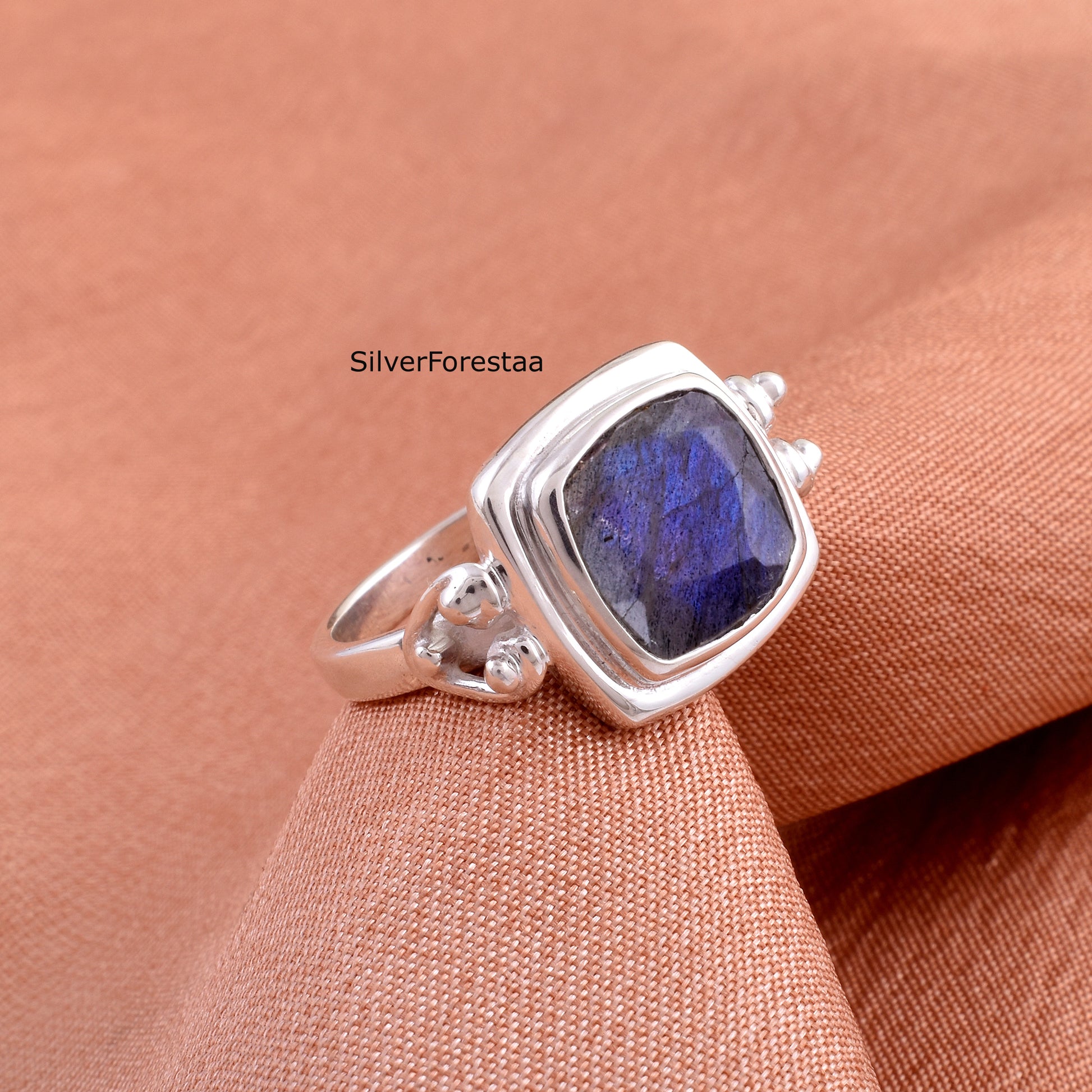 silver gemstone ring