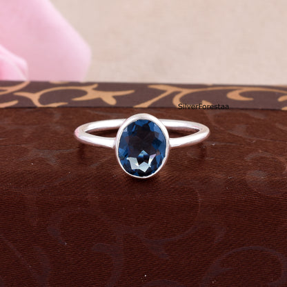 Natural Blue Topaz Silver Ring – Handmade Dainty Jewelry