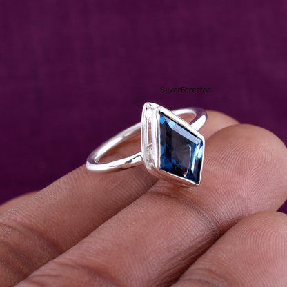Kite Blue Topaz Silver Ring – Handmade Gemstone