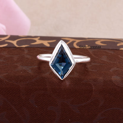 Kite Blue Topaz Silver Ring – Handmade Gemstone
