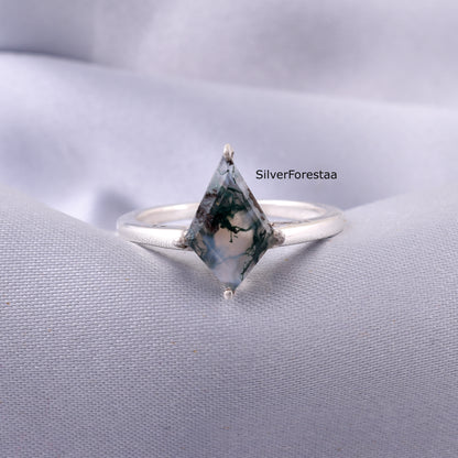 Moss Agate Gemstone Ring – 925 Solid Sterling Silver Design