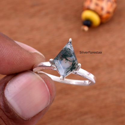 Moss Agate Gemstone Ring – 925 Solid Sterling Silver Design