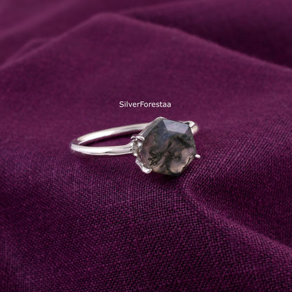 Moss Agate Ring in 925 Solid Sterling Silver – Nature’s Elegance