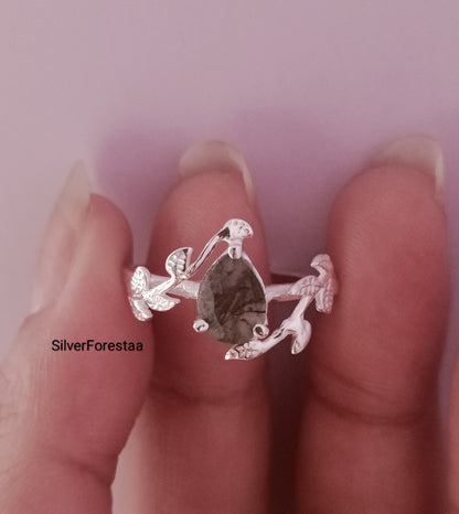 Nature's Embrace: Moss Agate Leaf Ring in Solid Silver