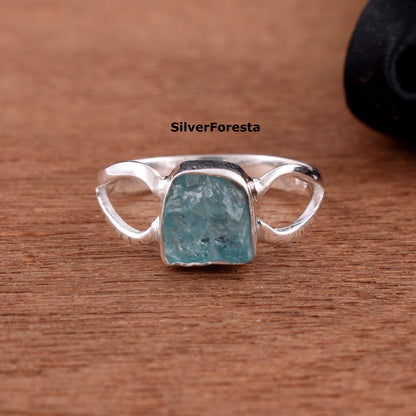 Raw Blue Apatite Ring – Handmade Gemstone Silver Jewelry
