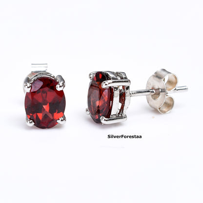 925 Silver Garnet Earrings – Timeless Red Sparkle