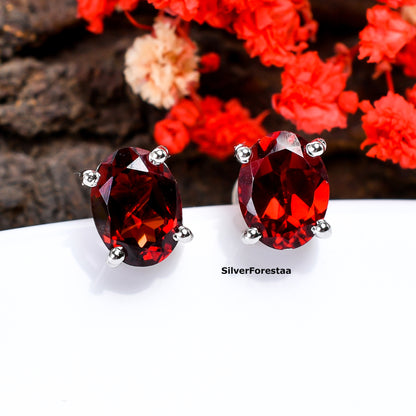 925 Silver Garnet Earrings – Timeless Red Sparkle
