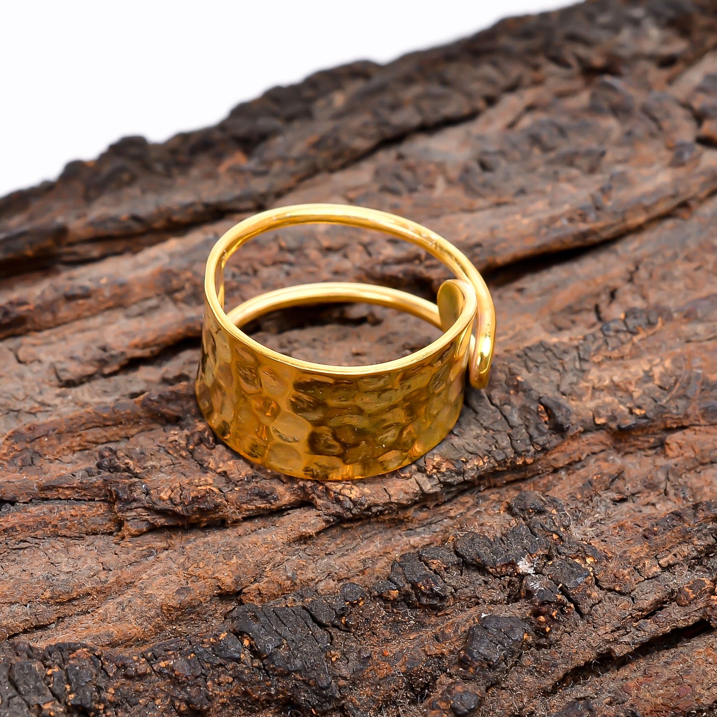 Artisan Hammered Silver Ring | Handmade Wedding Band