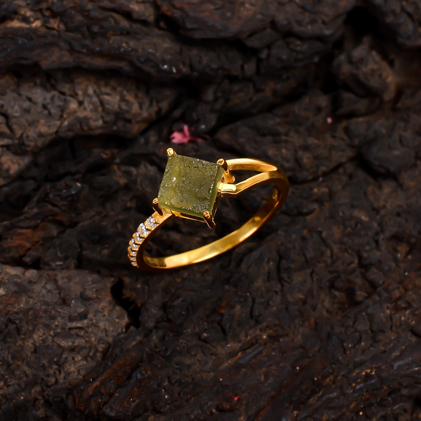 925 Sterling Silver Dainty Minimalist Moldavite Ring