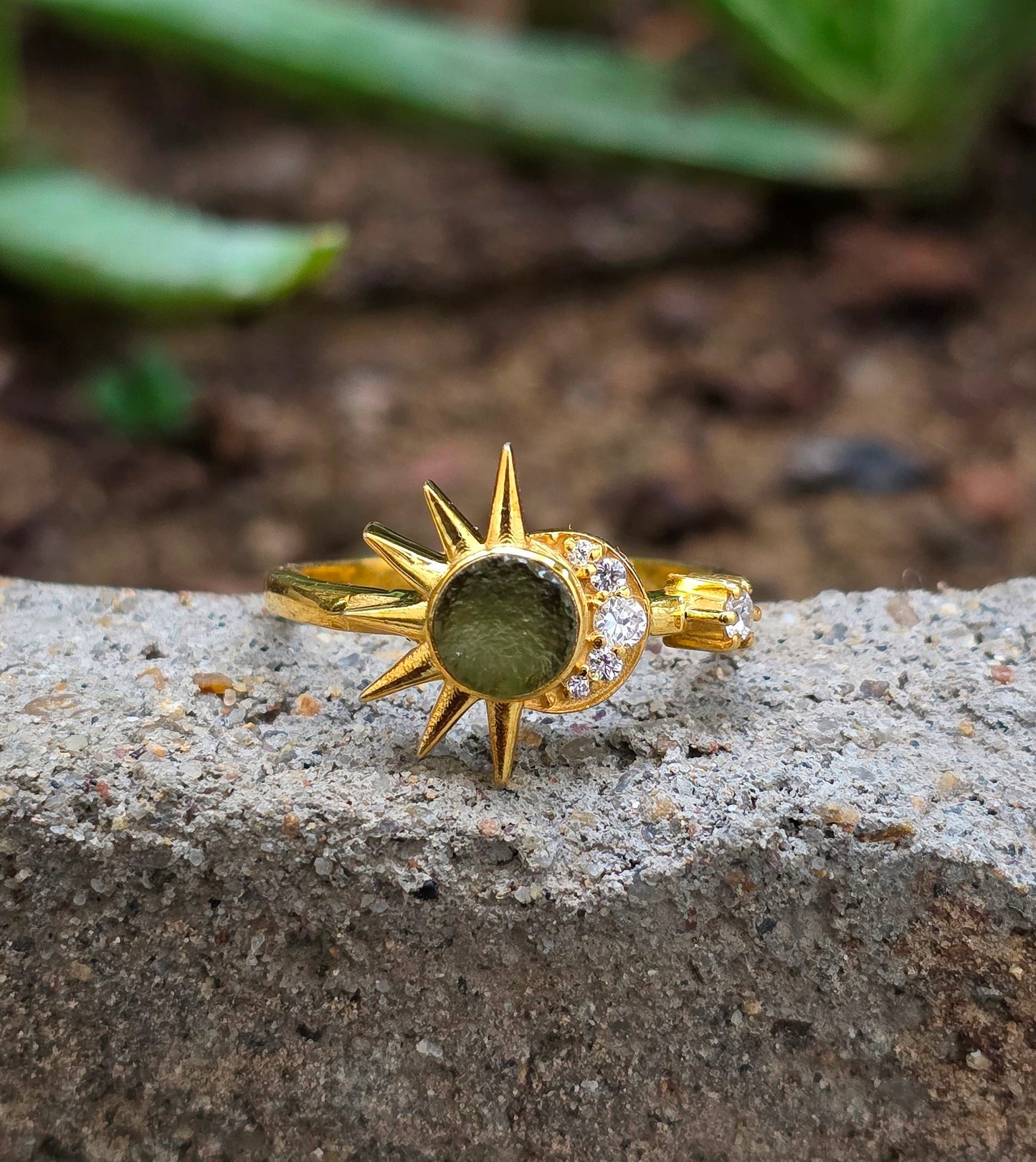Raw Moldavite Sunburst Silver Ring - SilverForestaa