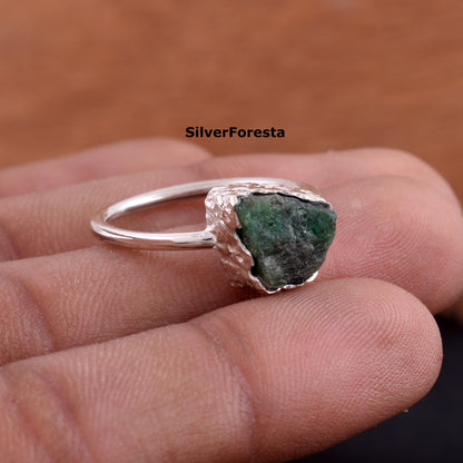Raw Emerald Silver Ring – SilverForestaa