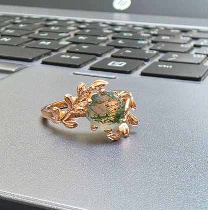 Vintage Moss Agate Hexagon Leaf Ring for Women - SilverForestaa