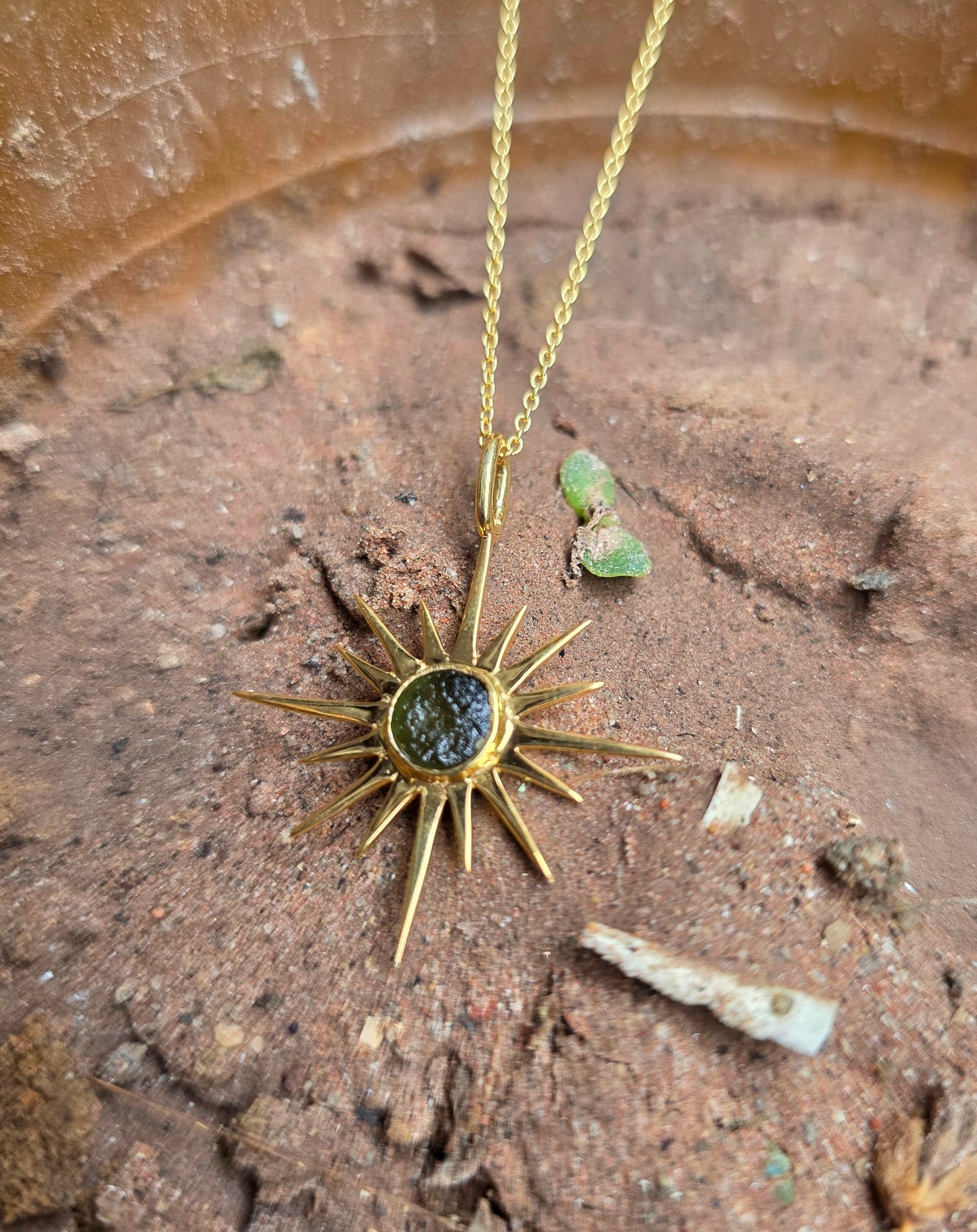 925 Silver Raw Sunburst Moldavite Pendant - SilverForestaa
