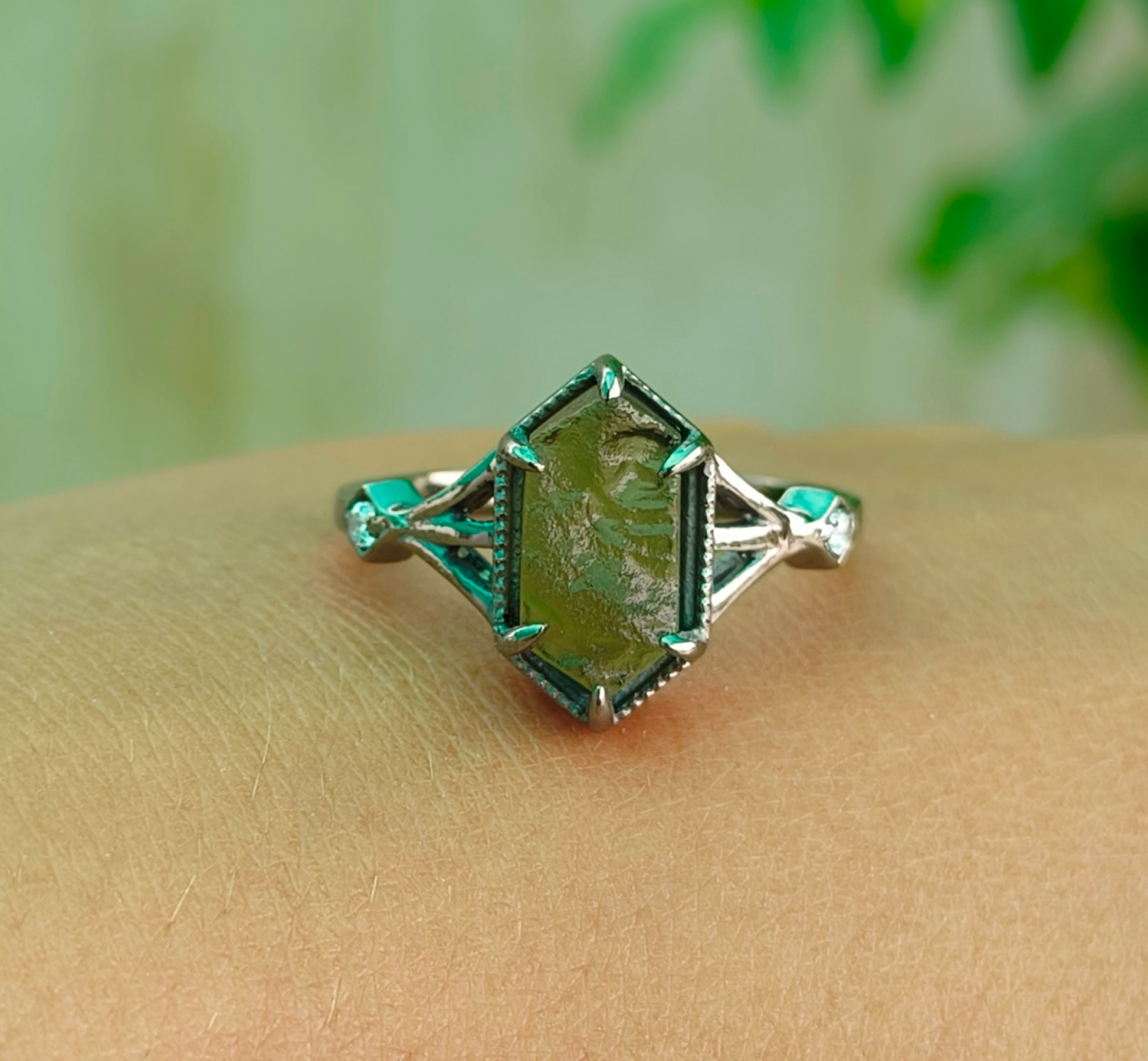 925 Sterling Silver Authentic Moldavite Ring - SilverForestaa - SILVERFORESTAA