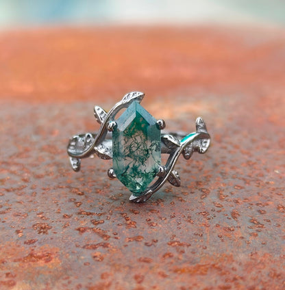 Witchy Moss Agate Leaf Ring 925 Sterling Silver | SilverForestaa - SILVERFORESTAA