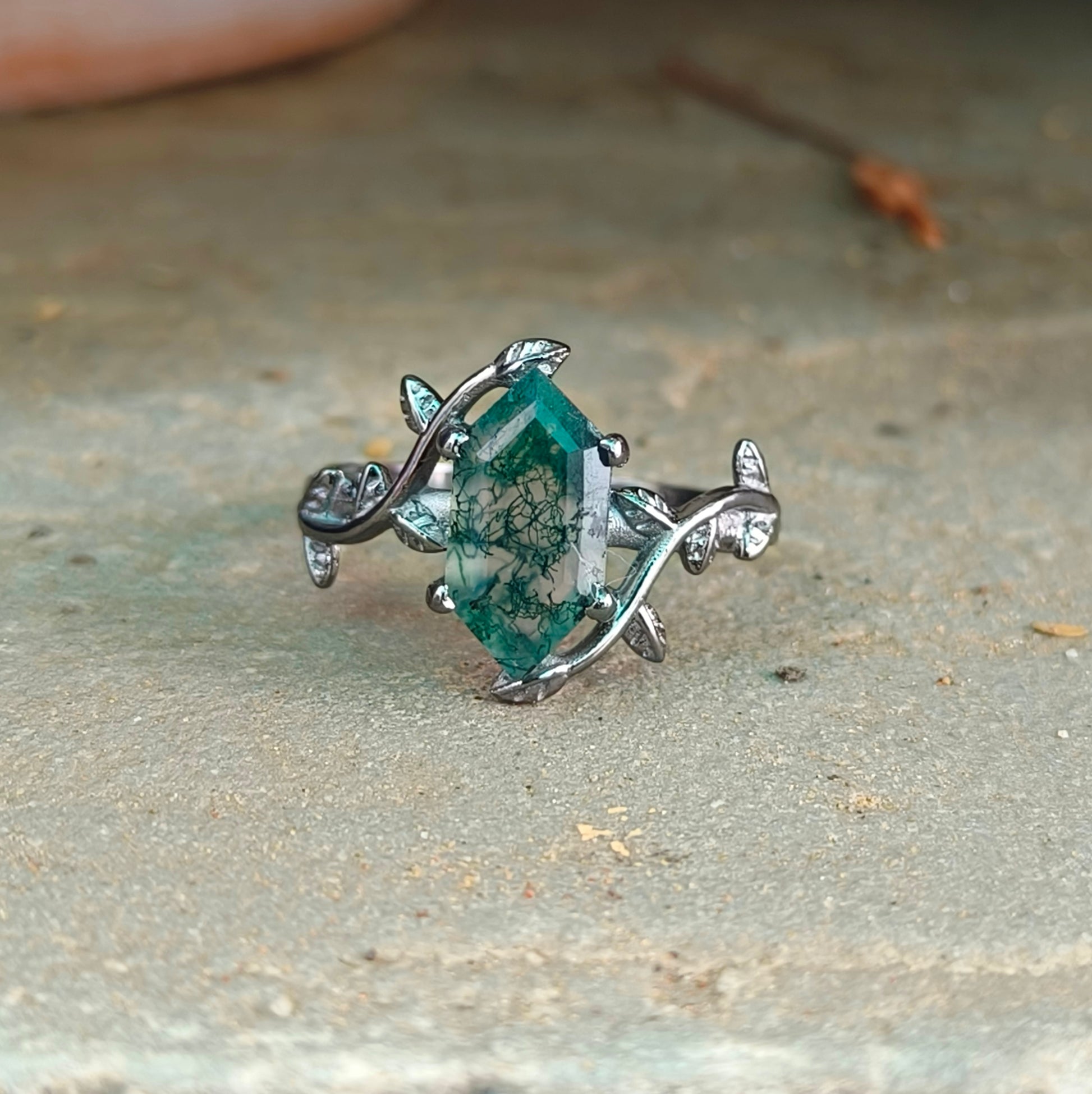 Witchy Moss Agate Leaf Ring 925 Sterling Silver | SilverForestaa - SILVERFORESTAA