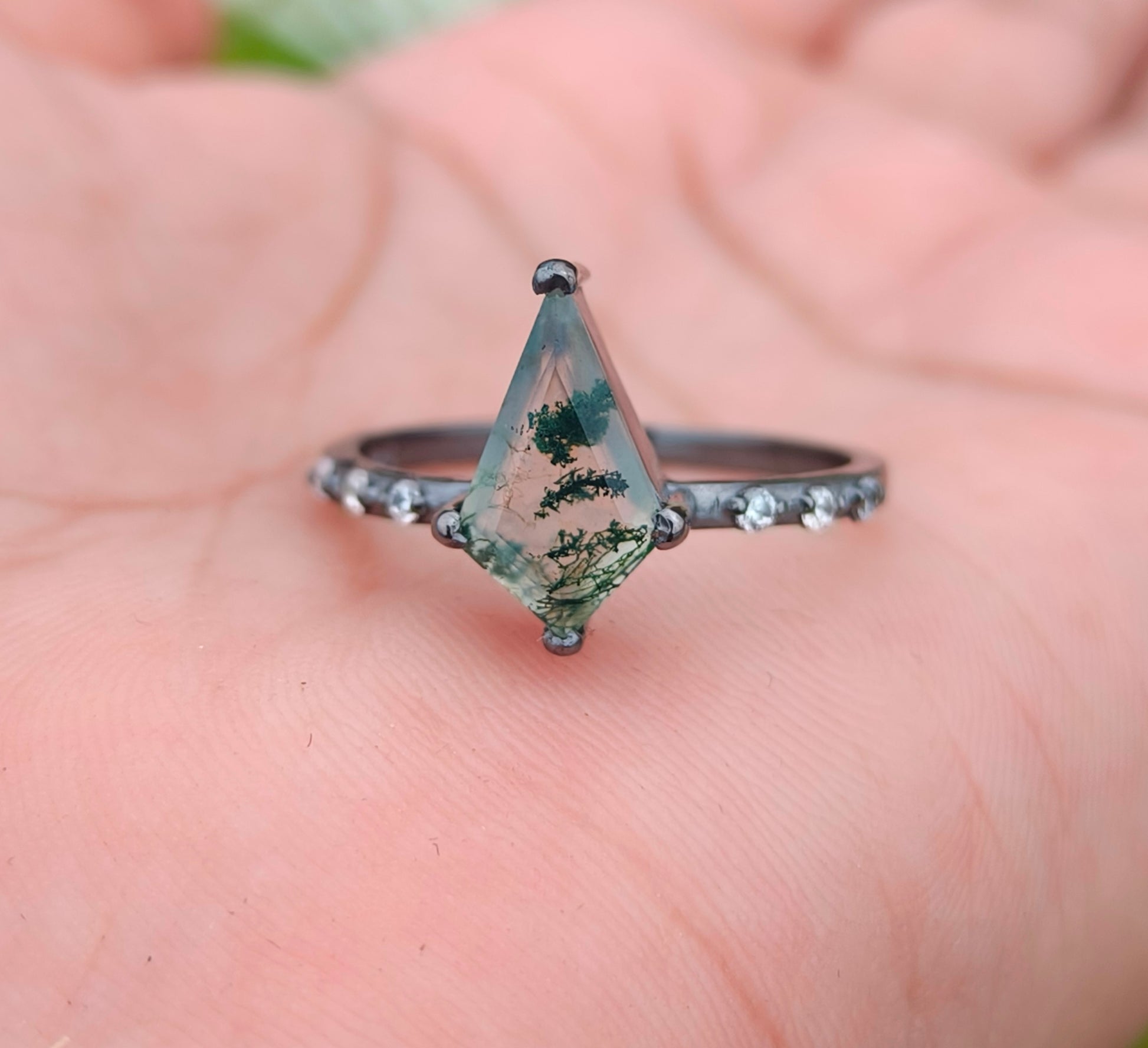 Minimalist Moss Agate Kite Ring | SilverForestaa - SILVERFORESTAA