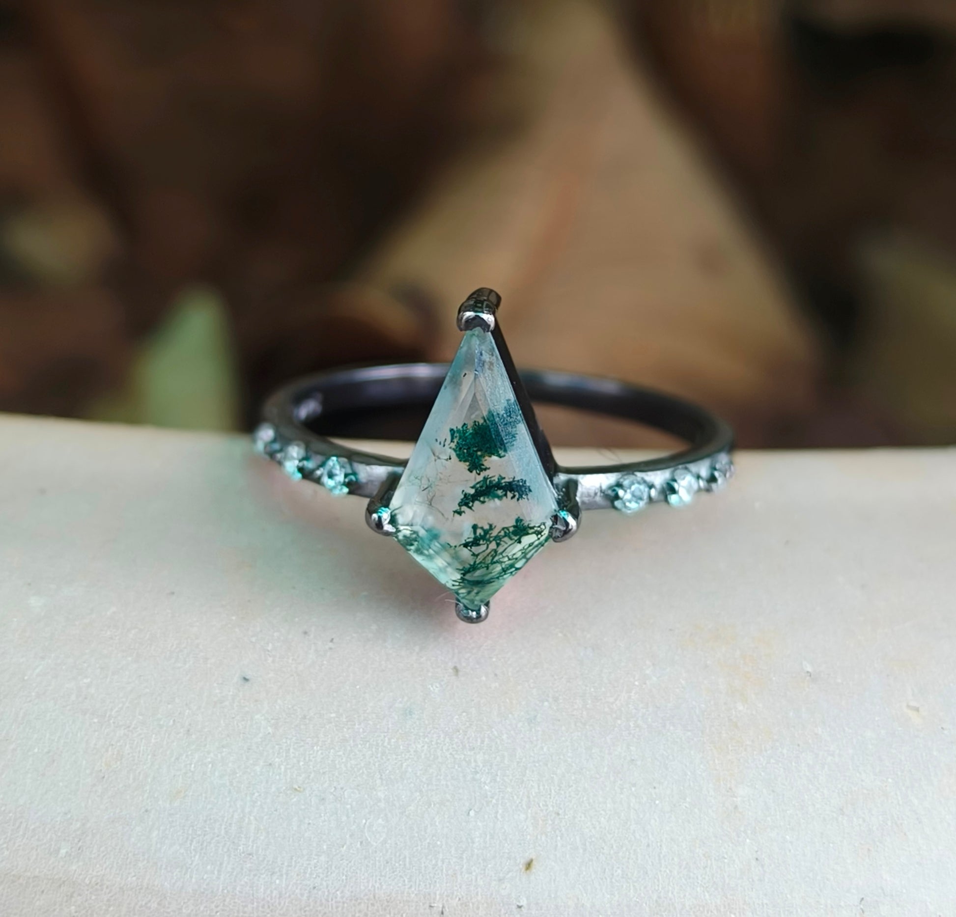 Minimalist Moss Agate Kite Ring | SilverForestaa - SILVERFORESTAA
