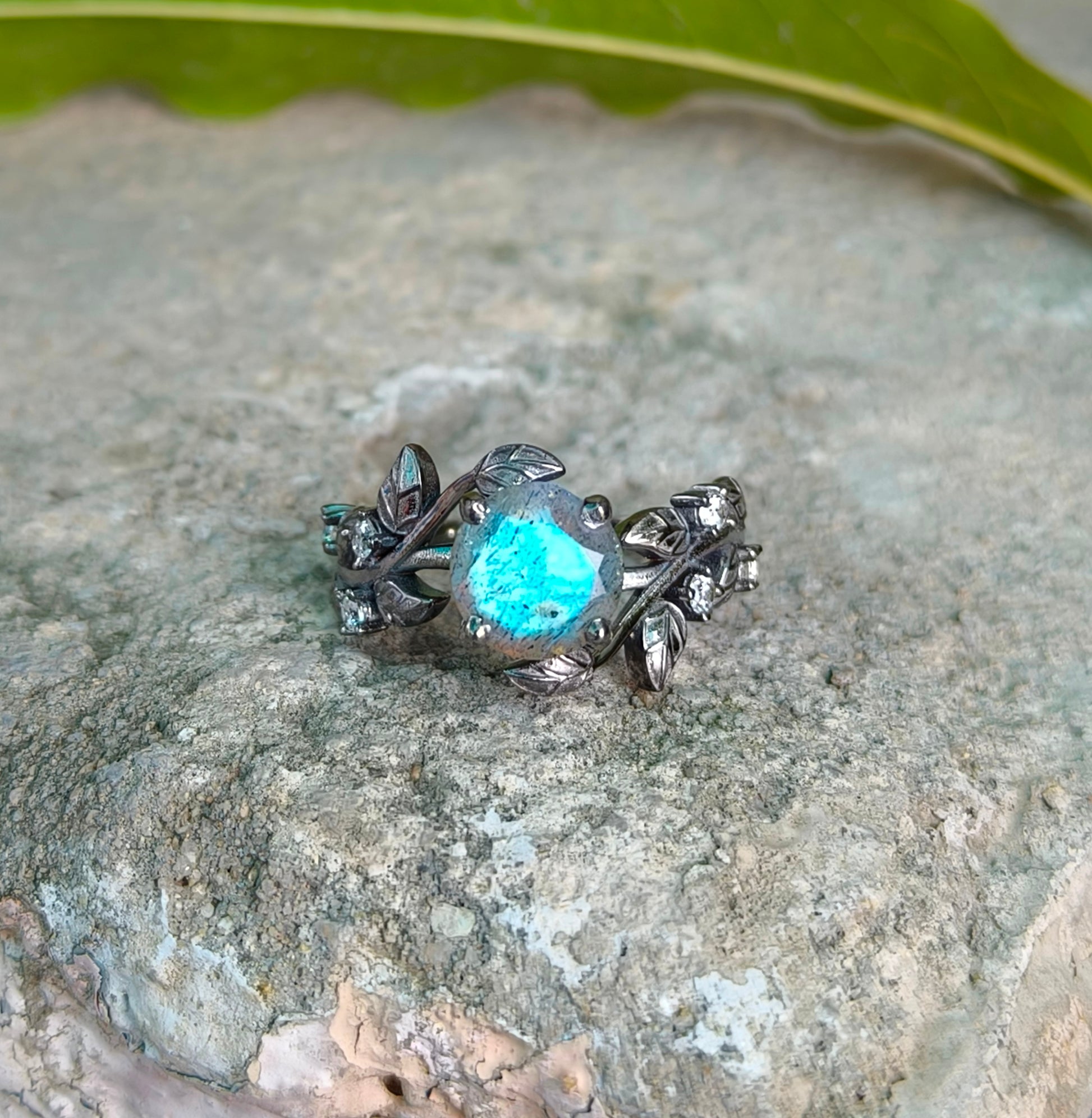 Labradorite Leaf Branch Engagement Ring – 925 Sterling Silver - SILVERFORESTAA