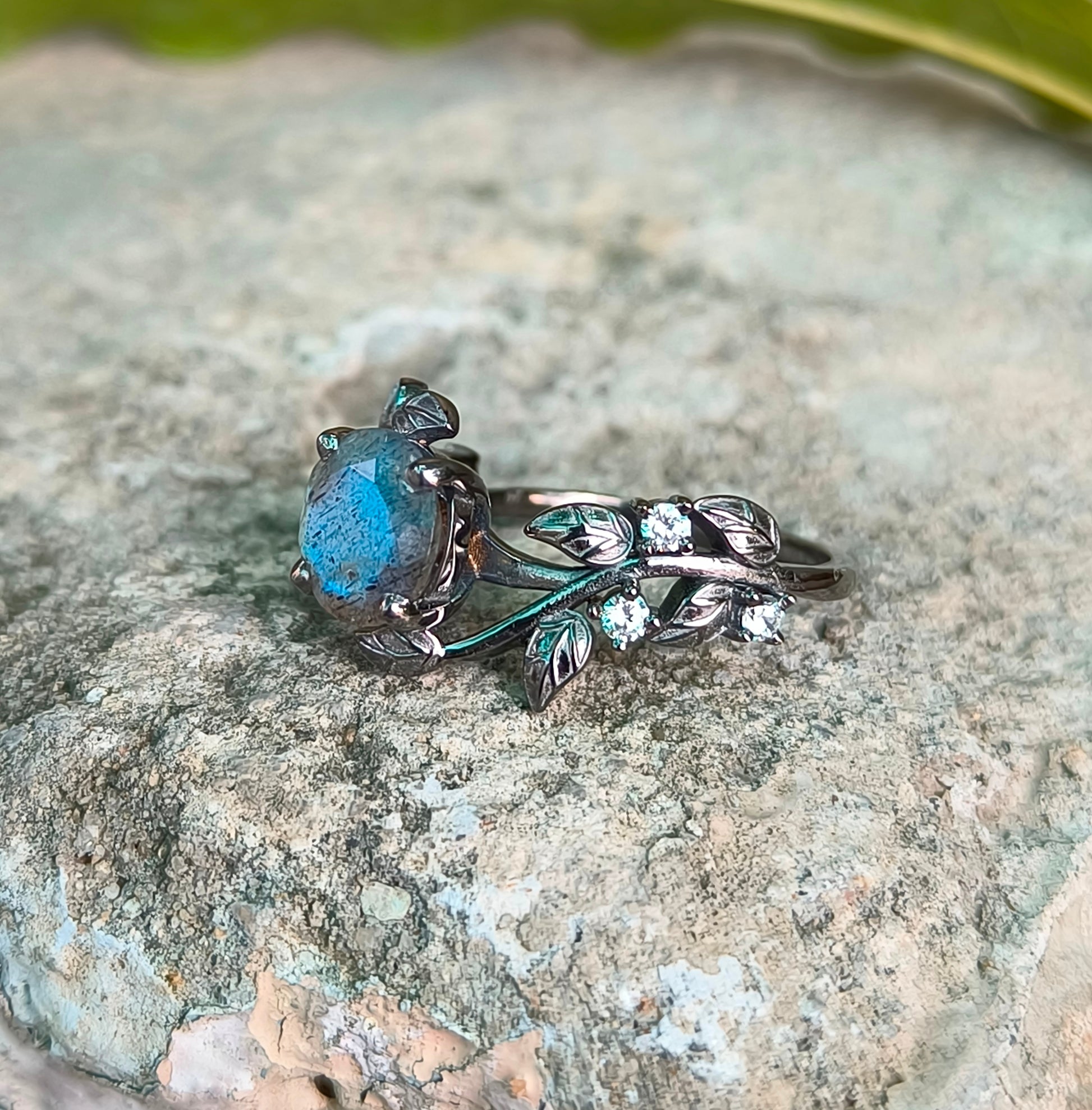 Labradorite Leaf Branch Engagement Ring – 925 Sterling Silver - SILVERFORESTAA