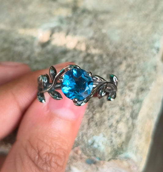 Dainty Lab Grown Tanzanite Ring – 925 Sterling Silver Leaf Design - SILVERFORESTAA